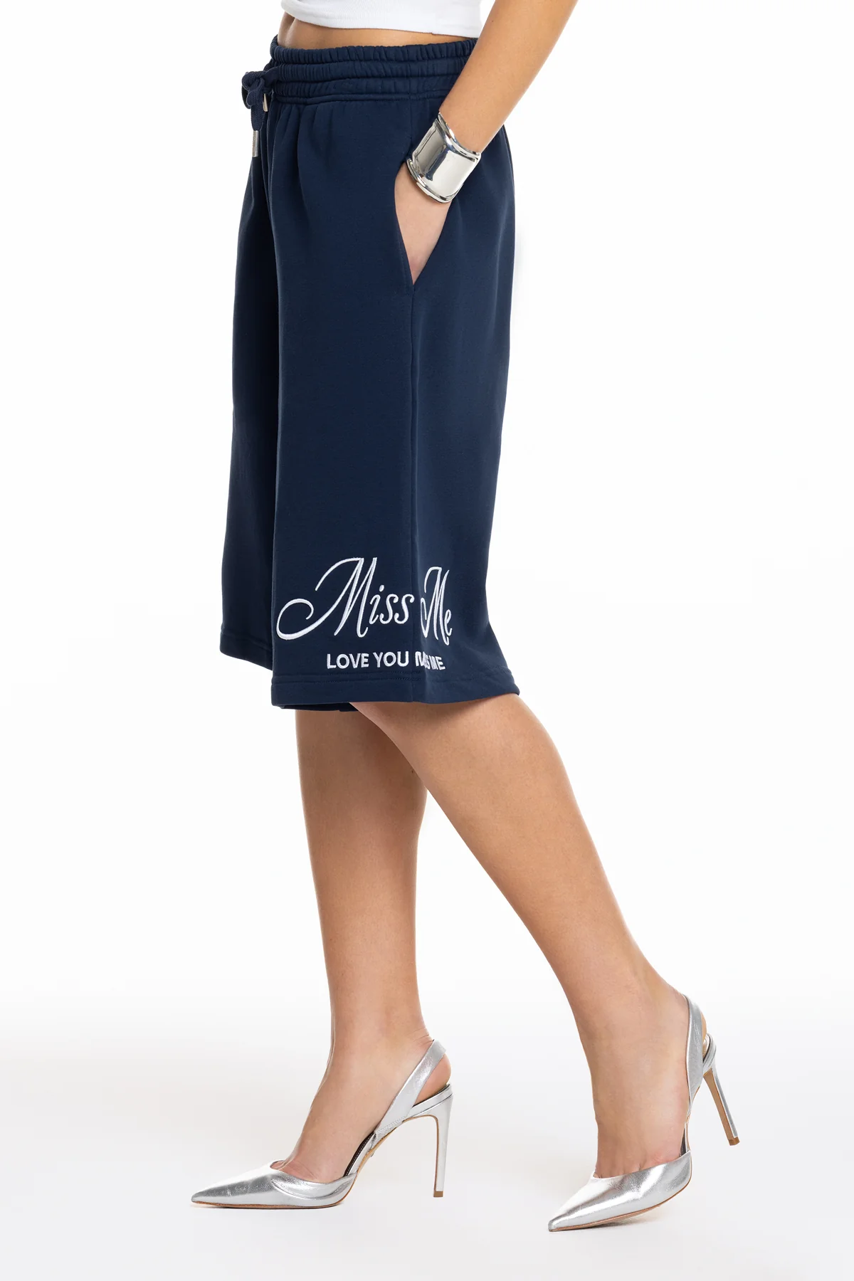 Alia Sweatshorts - Image 9