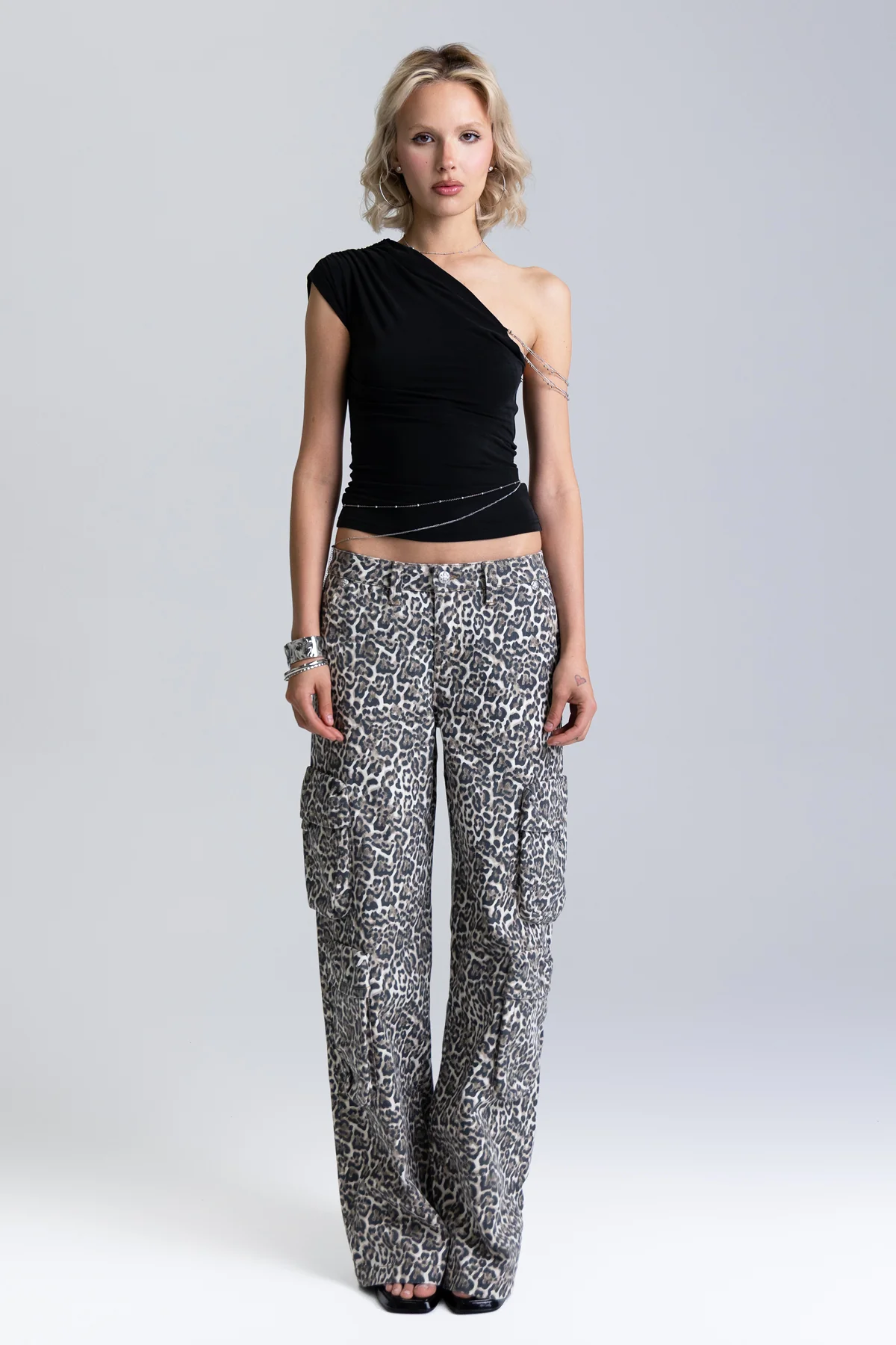 Cambria Leopard Cargo