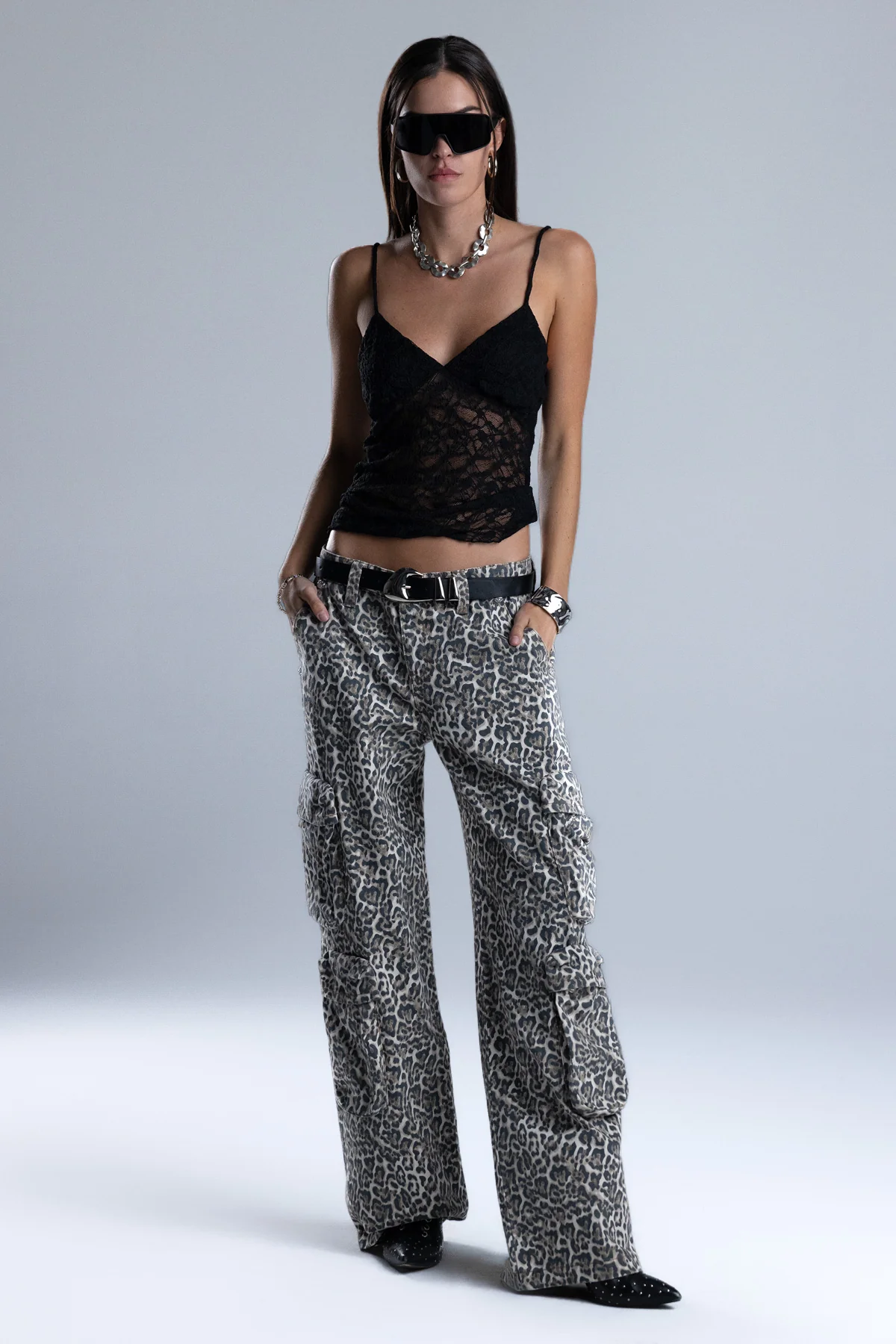 Eliana Lace Tank Top - Image 9