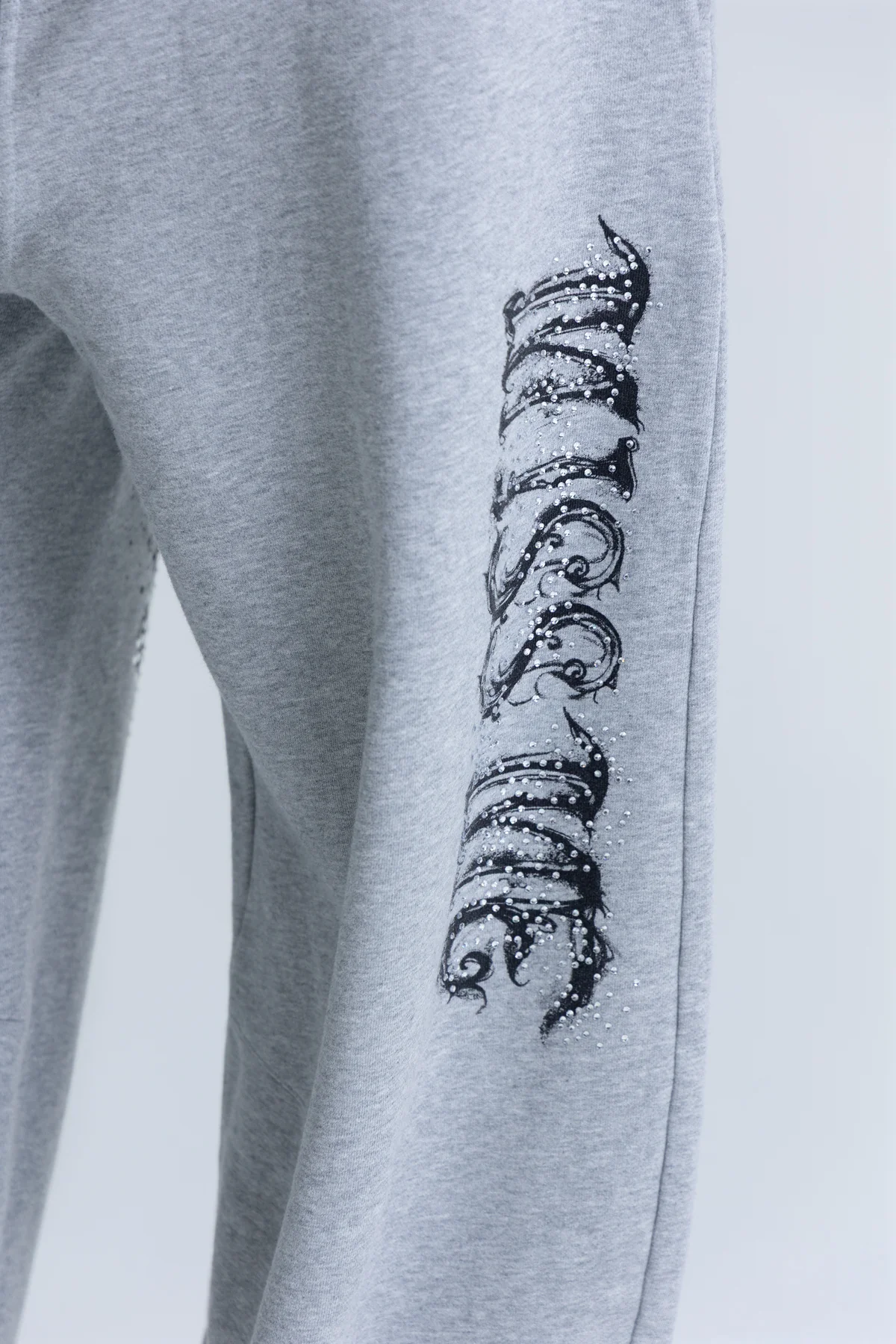 First Class Sweatpants - Image 16