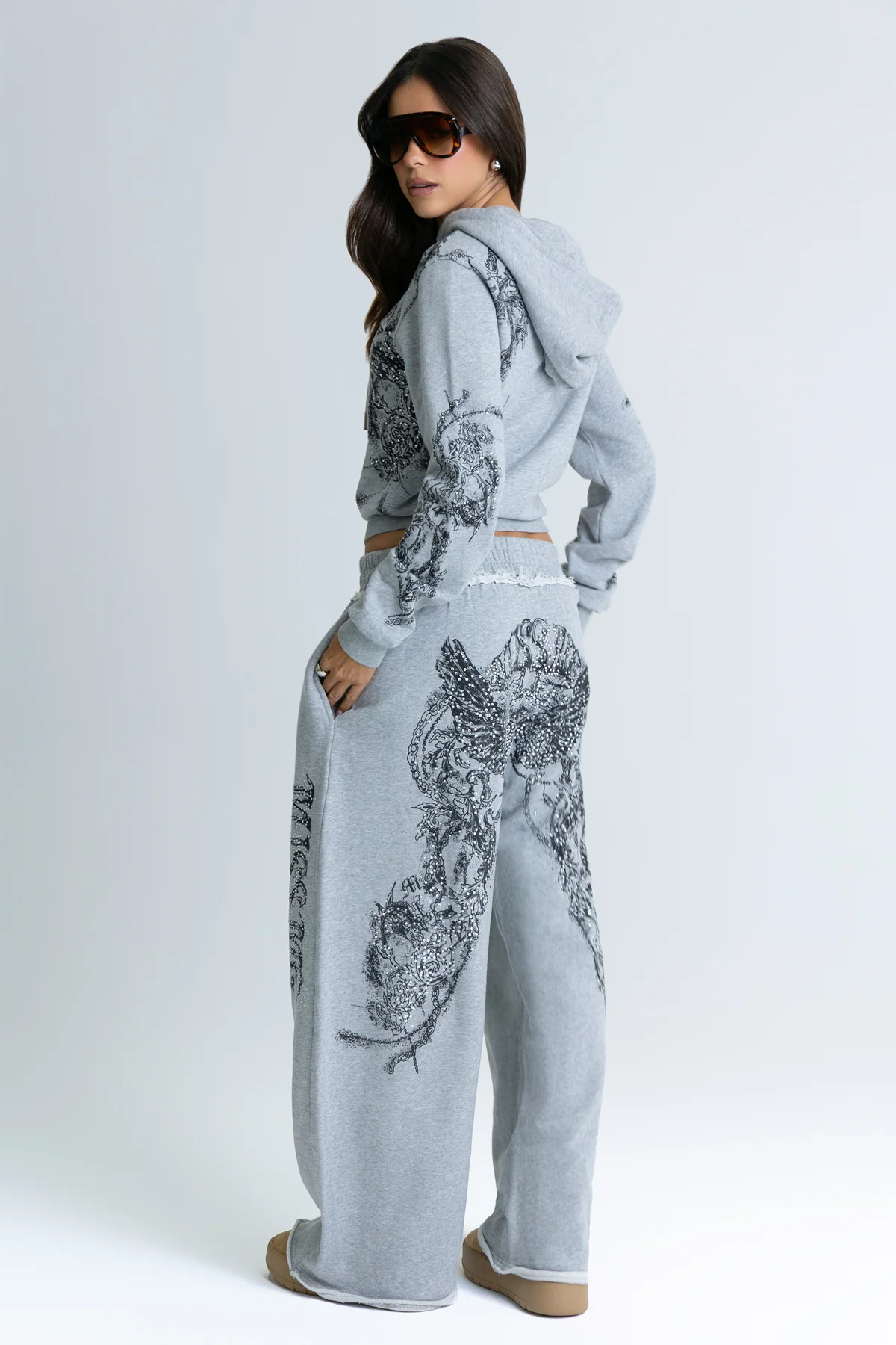 First Class Sweatpants - Image 18
