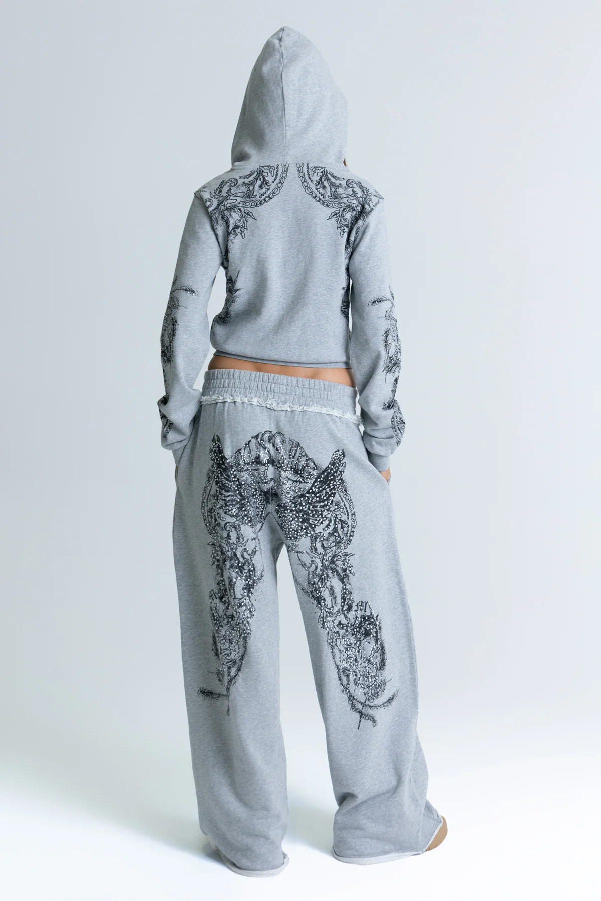 First Class Sweatpants - Image 19