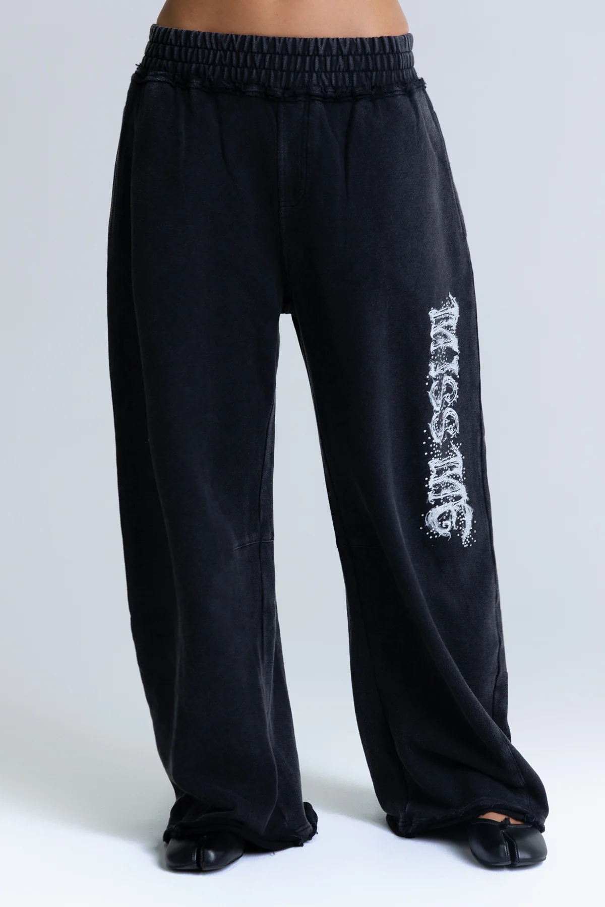 First Class Sweatpants - Image 5