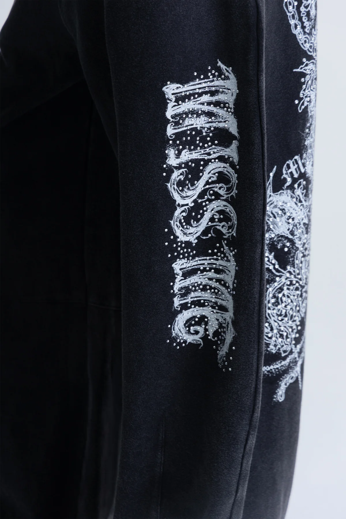 First Class Sweatpants - Image 6