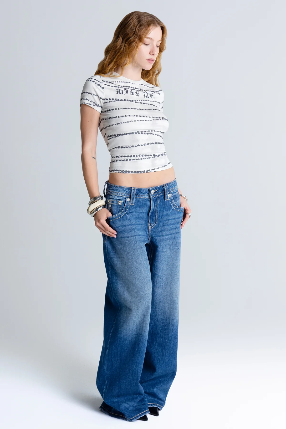 Illusion Graphic Tee - Image 5