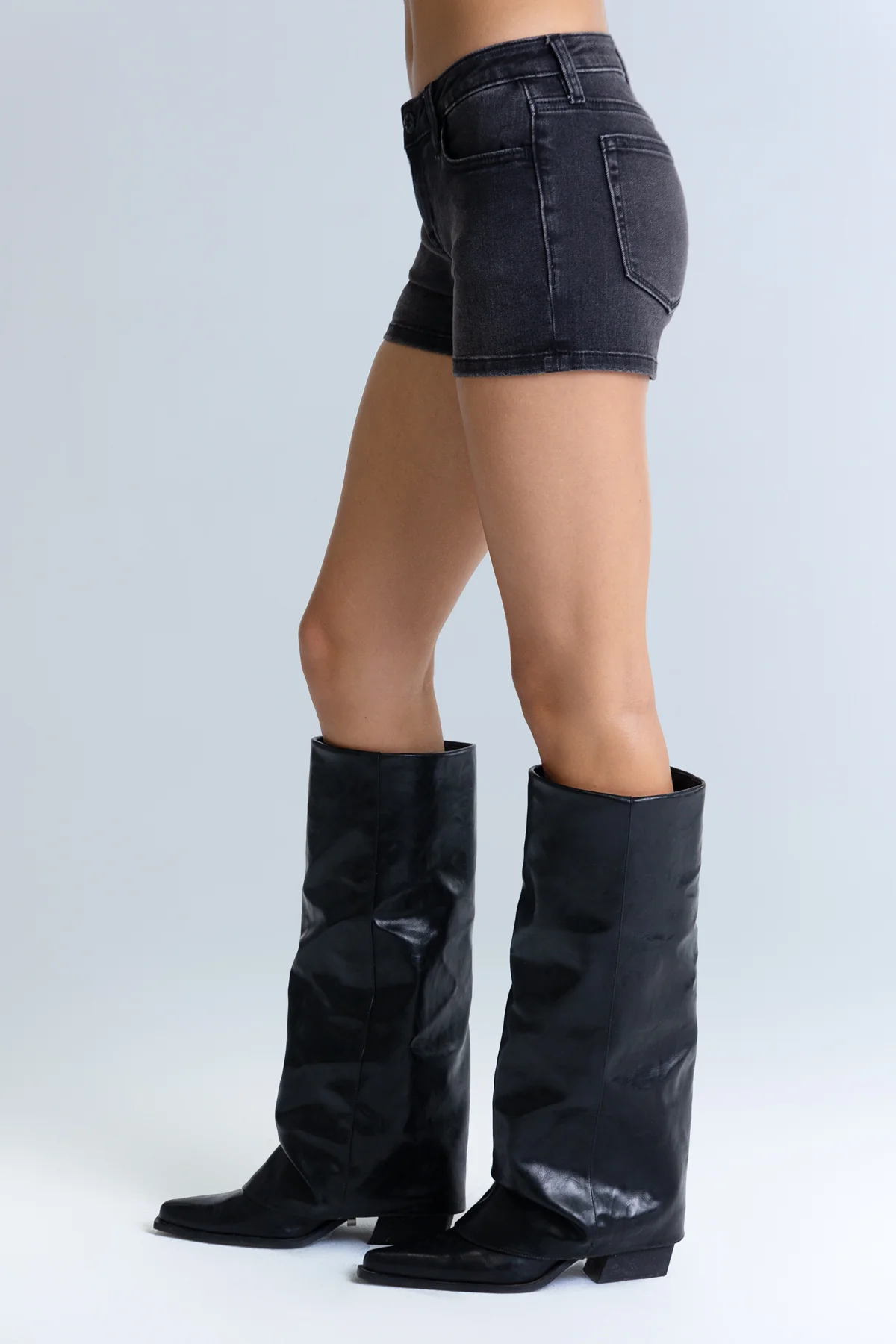 Ingrid Shorts - Image 4