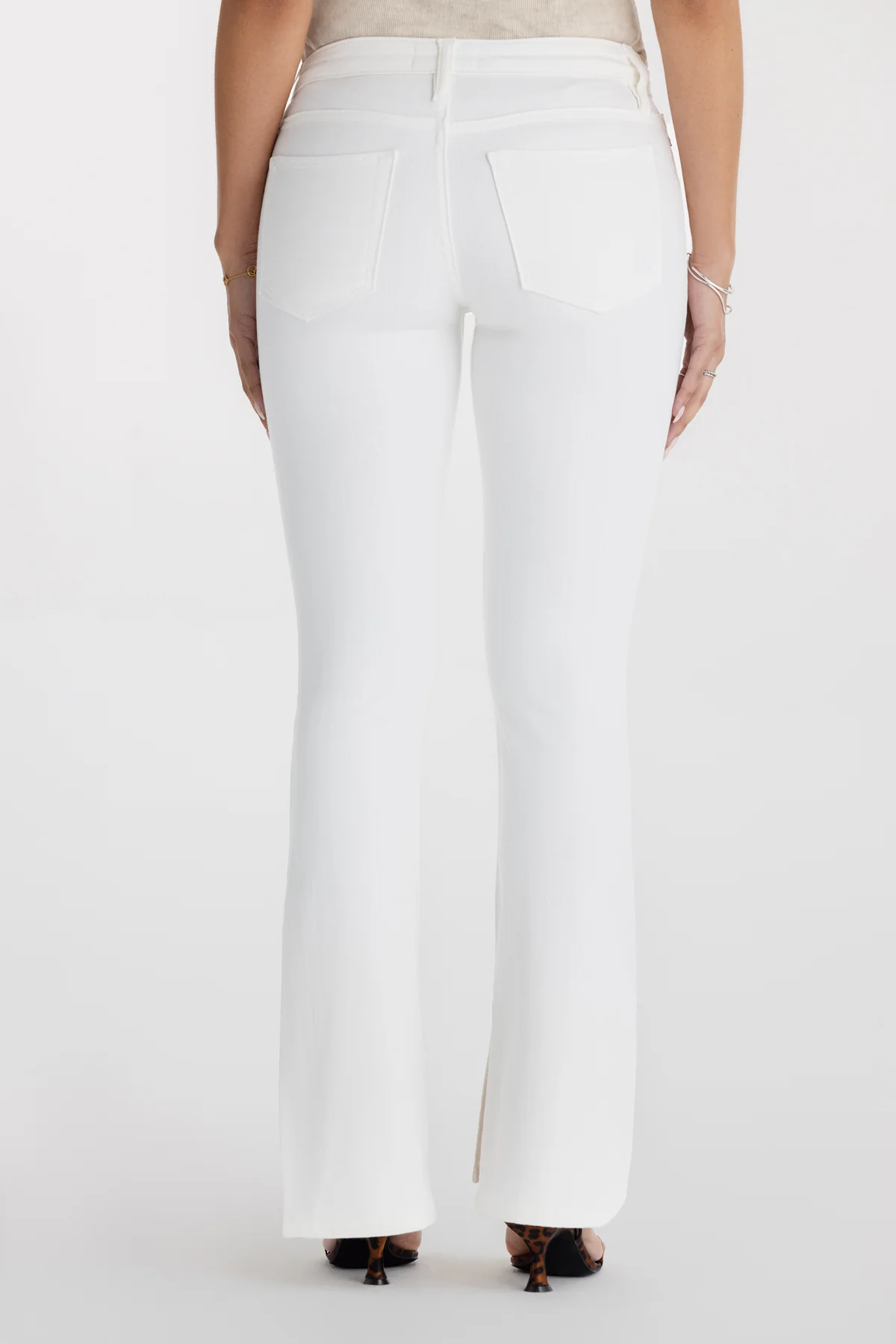 Lilia Bootcut Jeans - Image 5