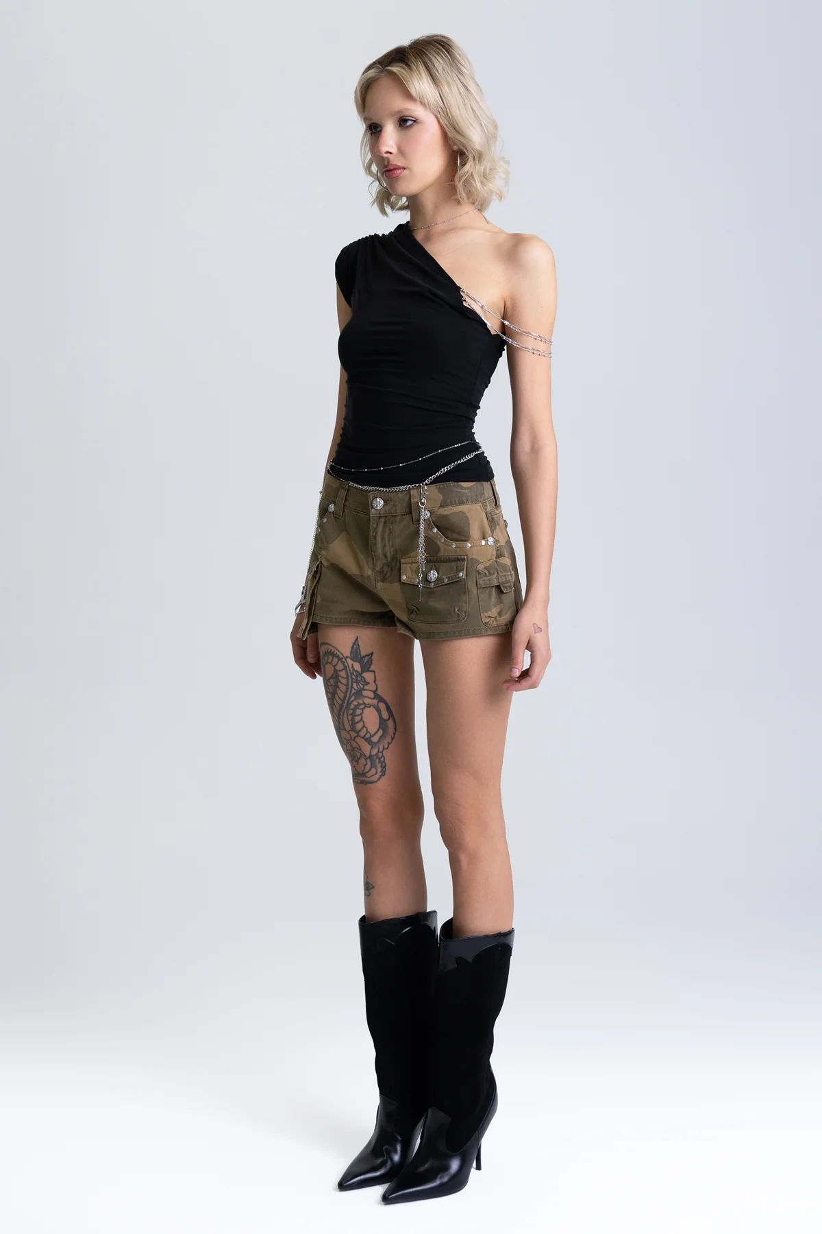 Madix Camo Cargo Shorts - Image 4