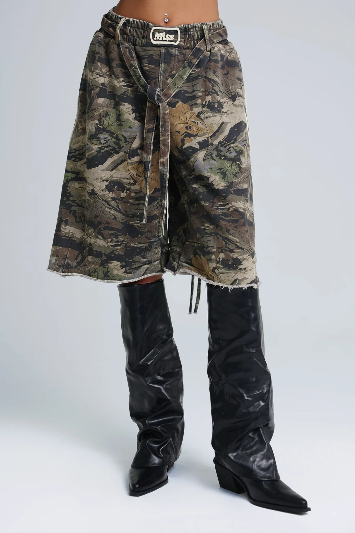 Manhunt Camo Baggy Shorts - Image 2