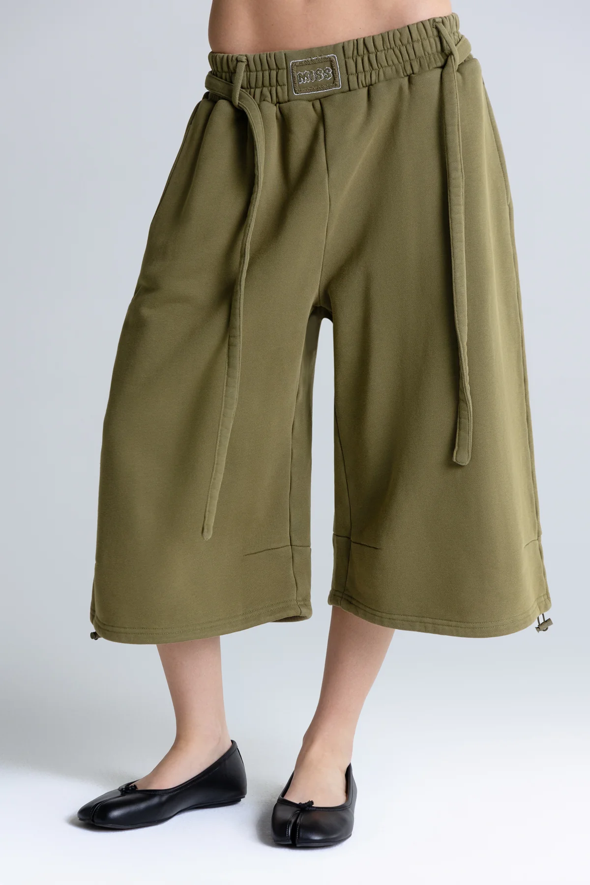 Mile High Baggy Capri - Image 2