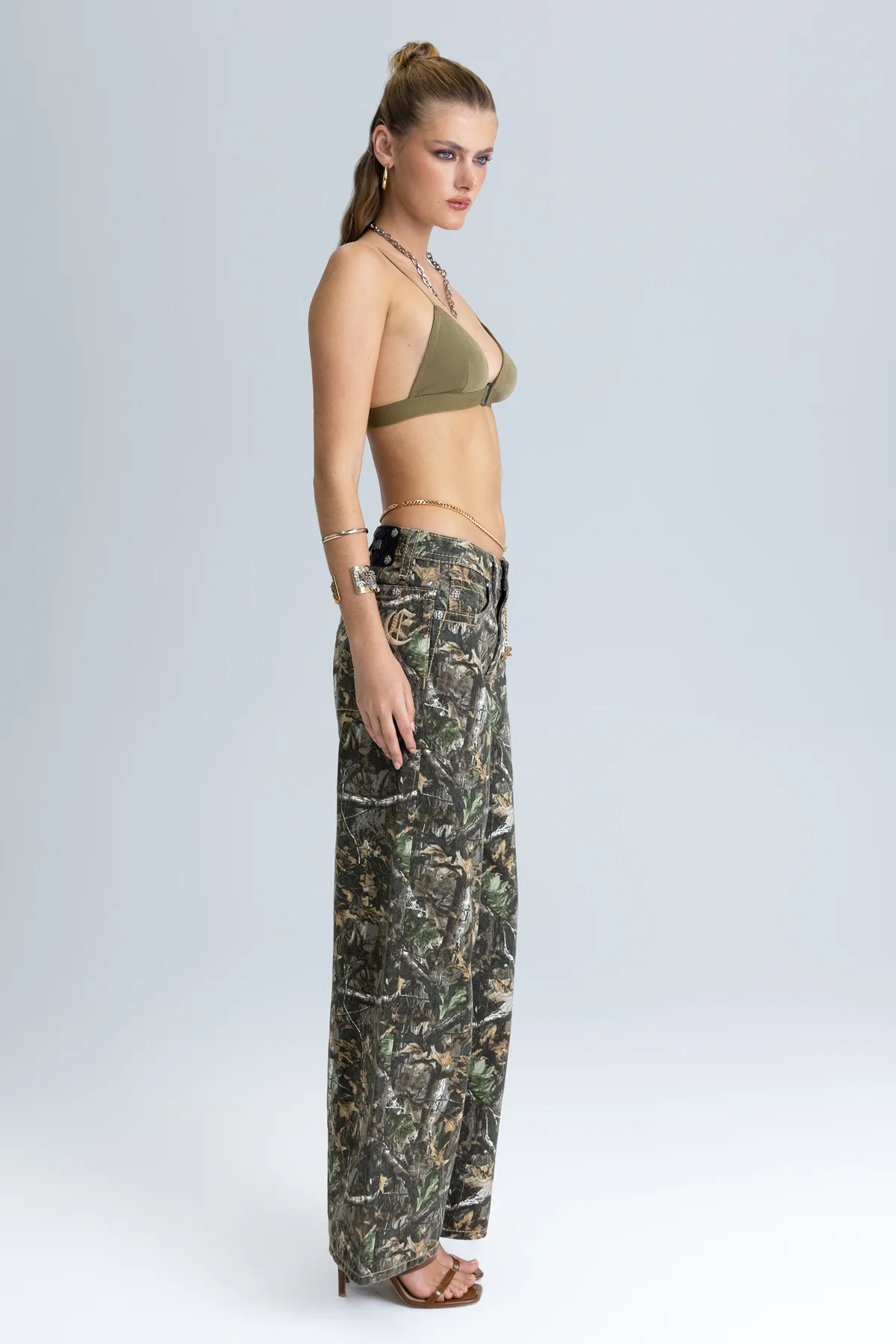 Overdrive Camo Baggy Jeans - Image 8