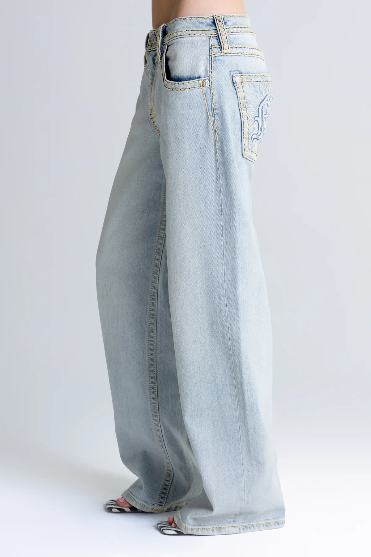 Siren Stitched Baggy Jeans - Image 4