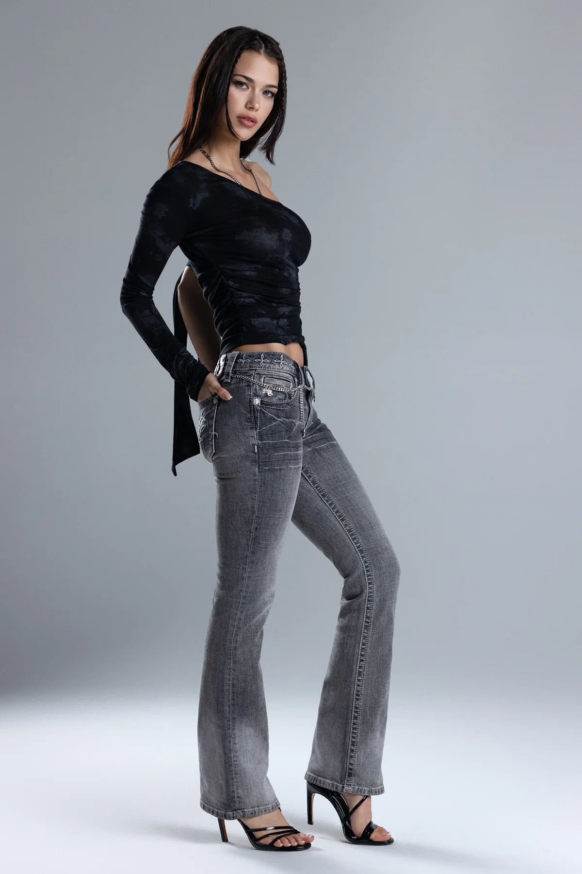 Skylar Low Rise Bootcut Jeans - Image 3