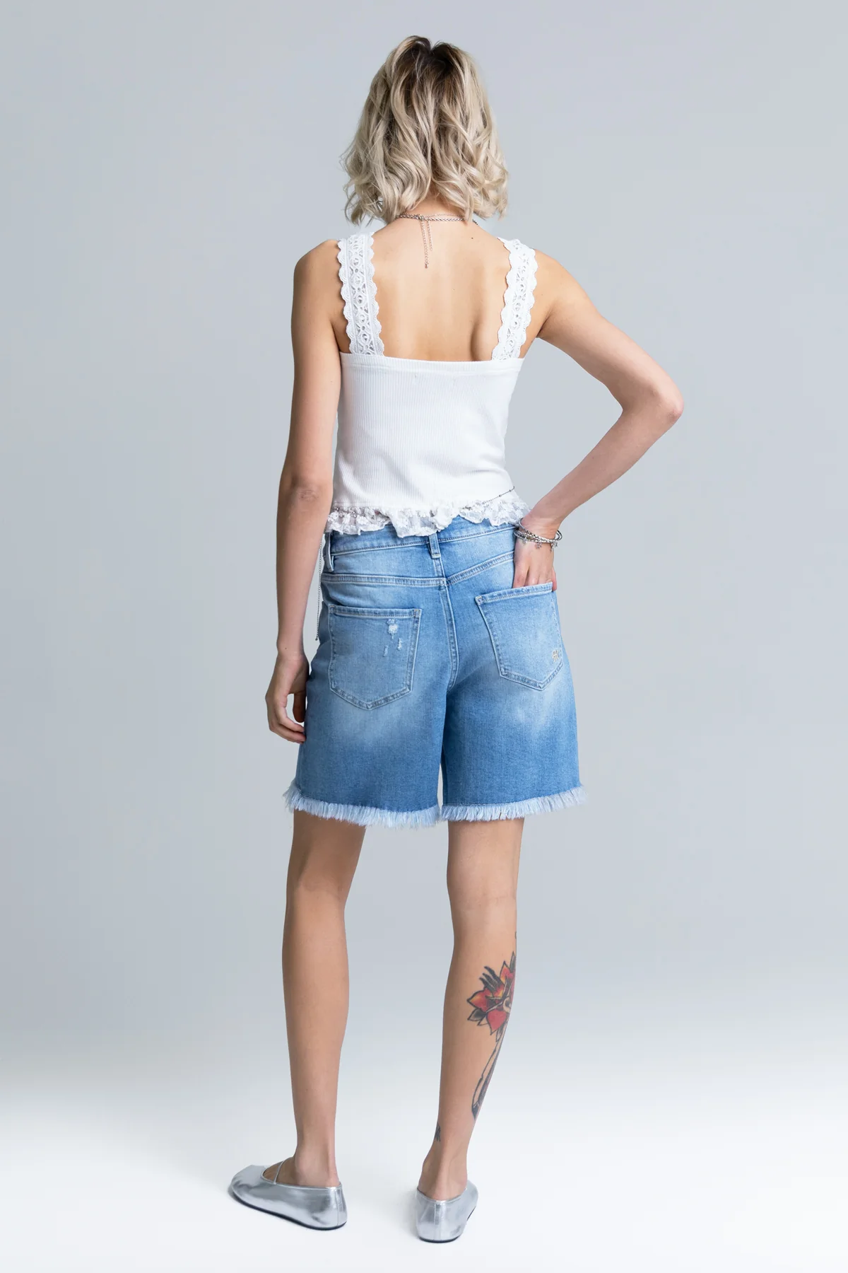 Troye Bermudas - Image 8