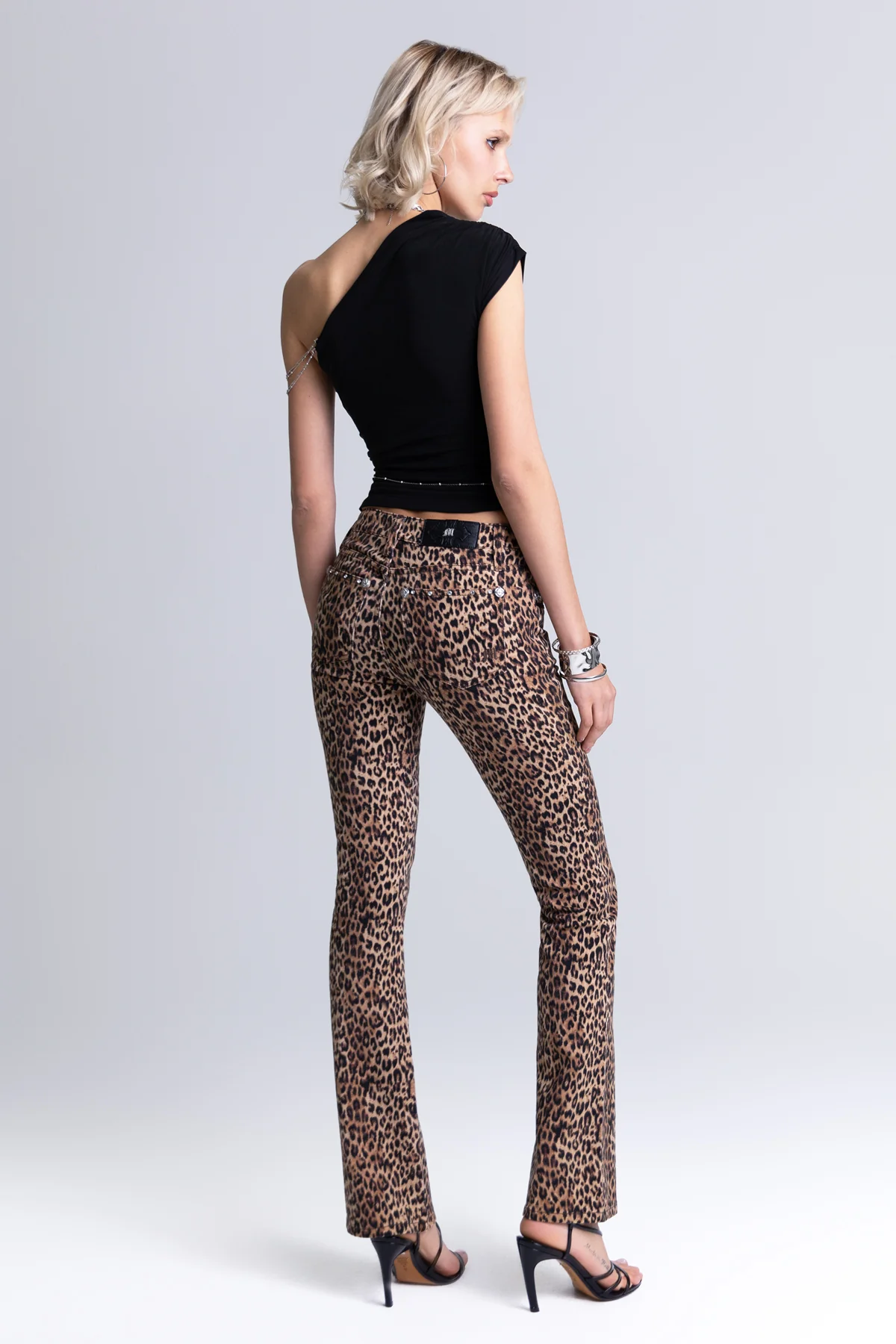 Zara Leopard Bootcut Jeans - Image 4